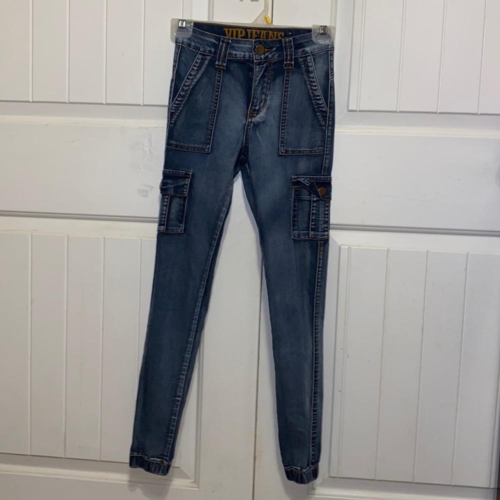 vip skinny jeans with cargo pockets
